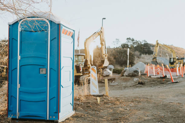 Best Portable restroom trailer rental  in Phillipsburg, NJ